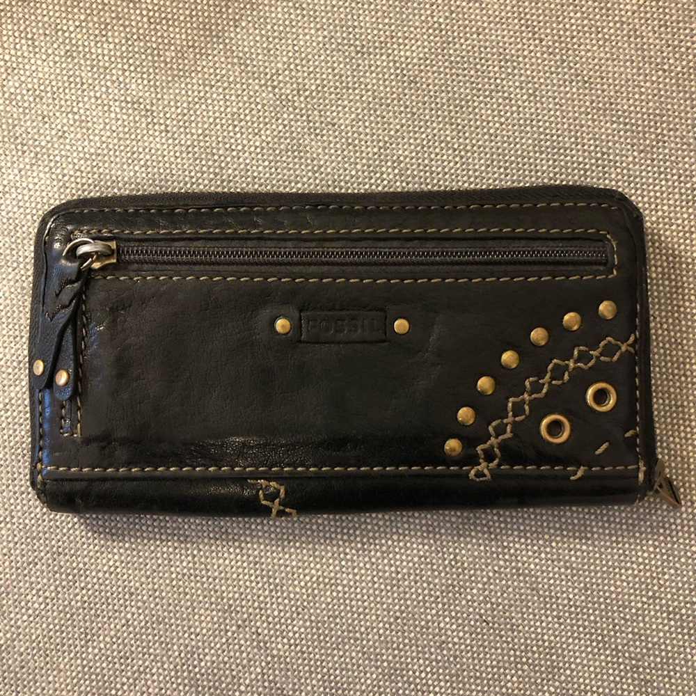 Fossil Black Leather Studded Wallet Clutch